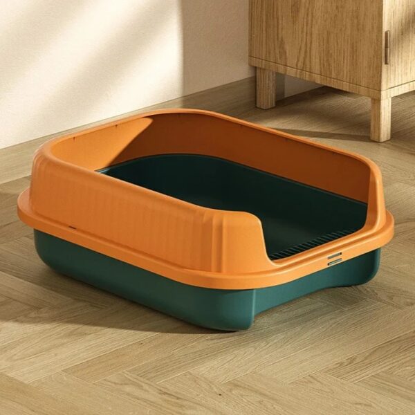 Large Semi-Sealed Cat Litter Box - High-Intensity, Splash-Proof, and Spacious Design