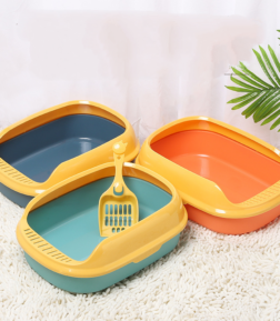 Compact Semi-Enclosed Cat Litter Box